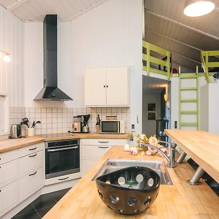 Feriehus 10 Person In