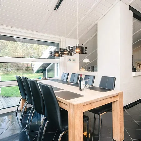 10 Person In Feriehus